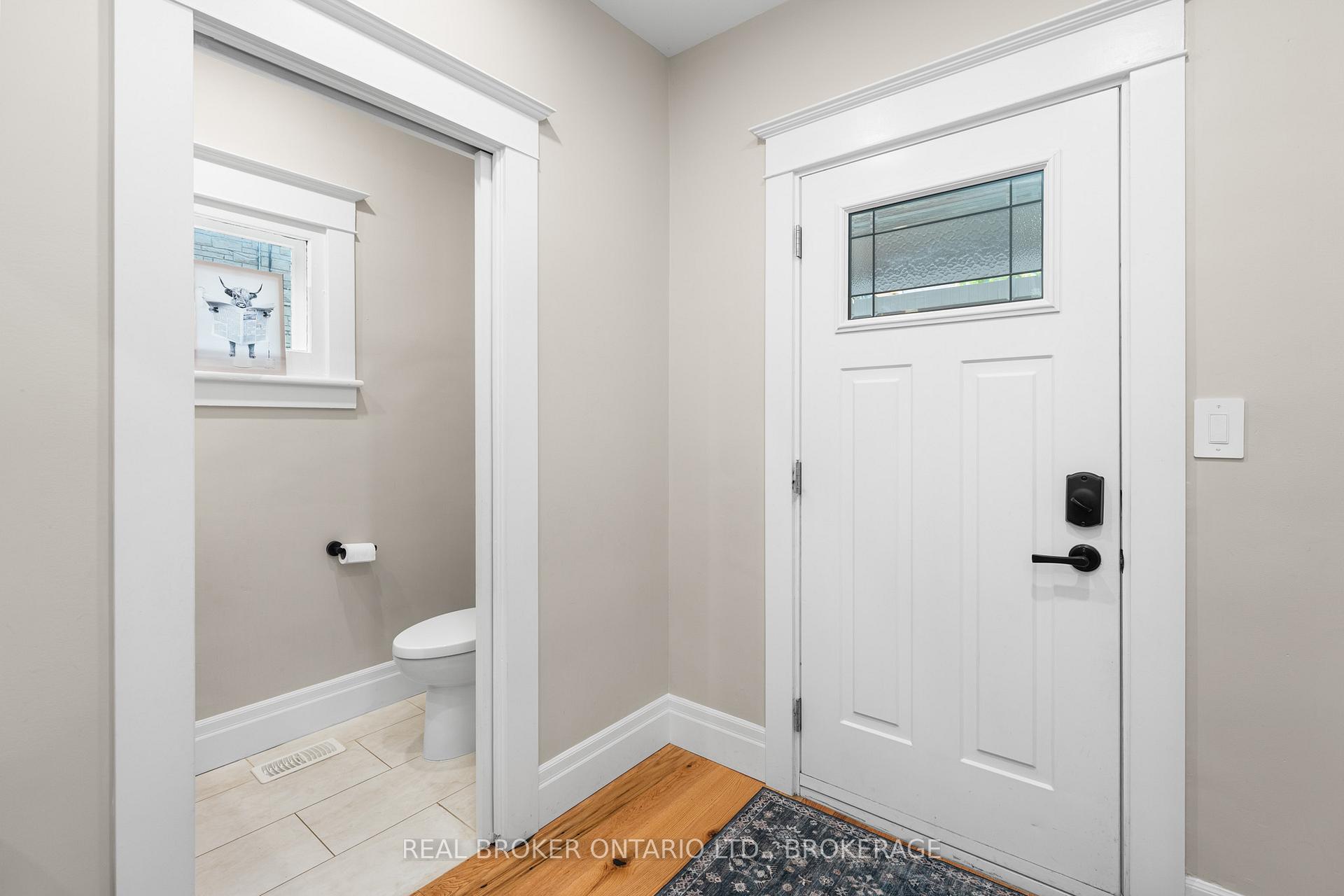 Photo 3 of 52 Dundas Street, Kingston, Central City East — HOMEH