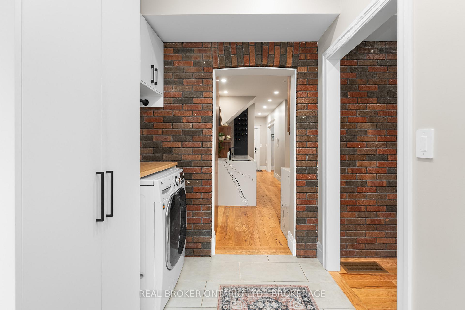 Photo 14 of 52 Dundas Street, Kingston, Central City East — HOMEH