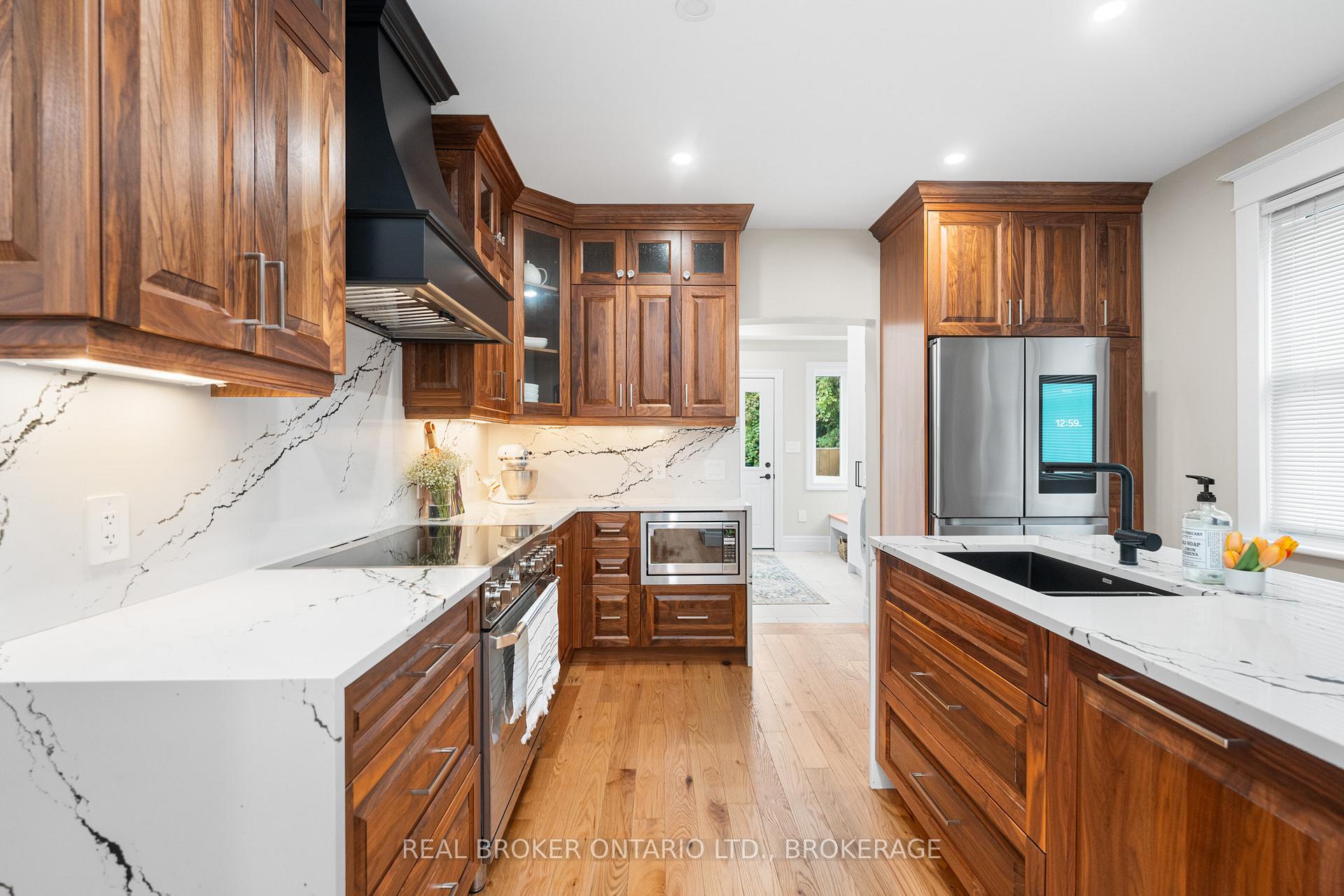 Photo 18 of 52 Dundas Street, Kingston, Central City East — HOMEH