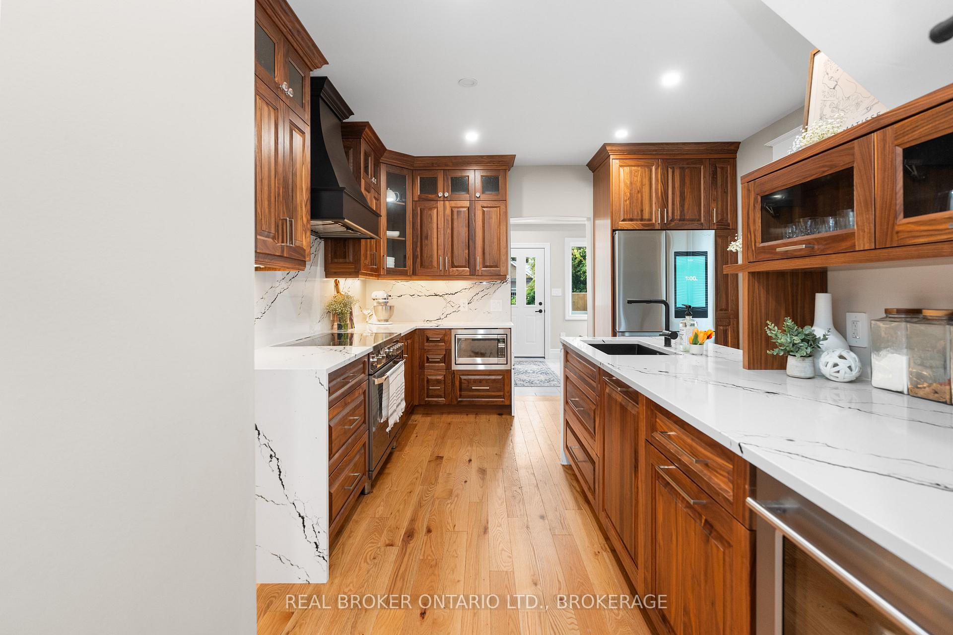 Photo 20 of 52 Dundas Street, Kingston, Central City East — HOMEH