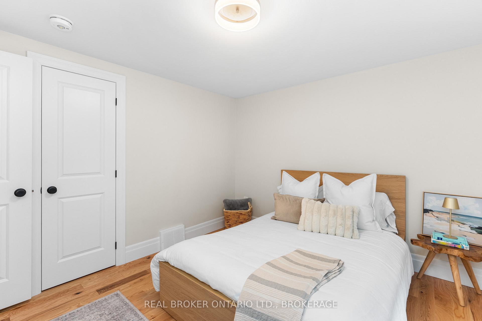 Photo 33 of 52 Dundas Street, Kingston, Central City East — HOMEH