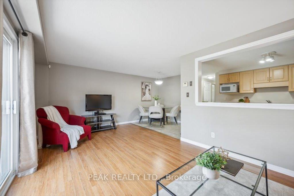 Photo 19 of 88 Foxglove Crescent, Kitchener — HOMEH