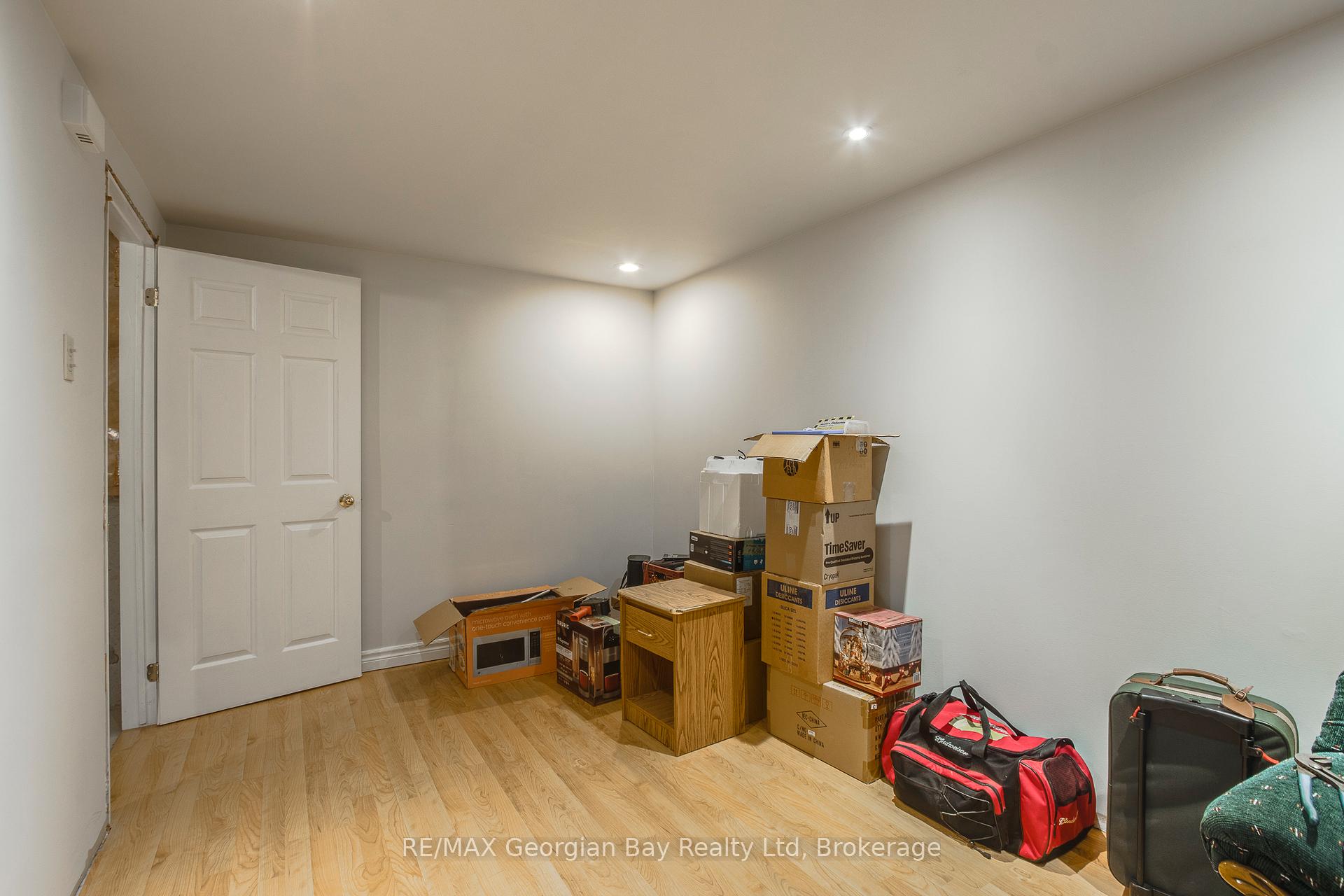 Photo 26 of 328 Rose Crescent, Midland — HOMEH