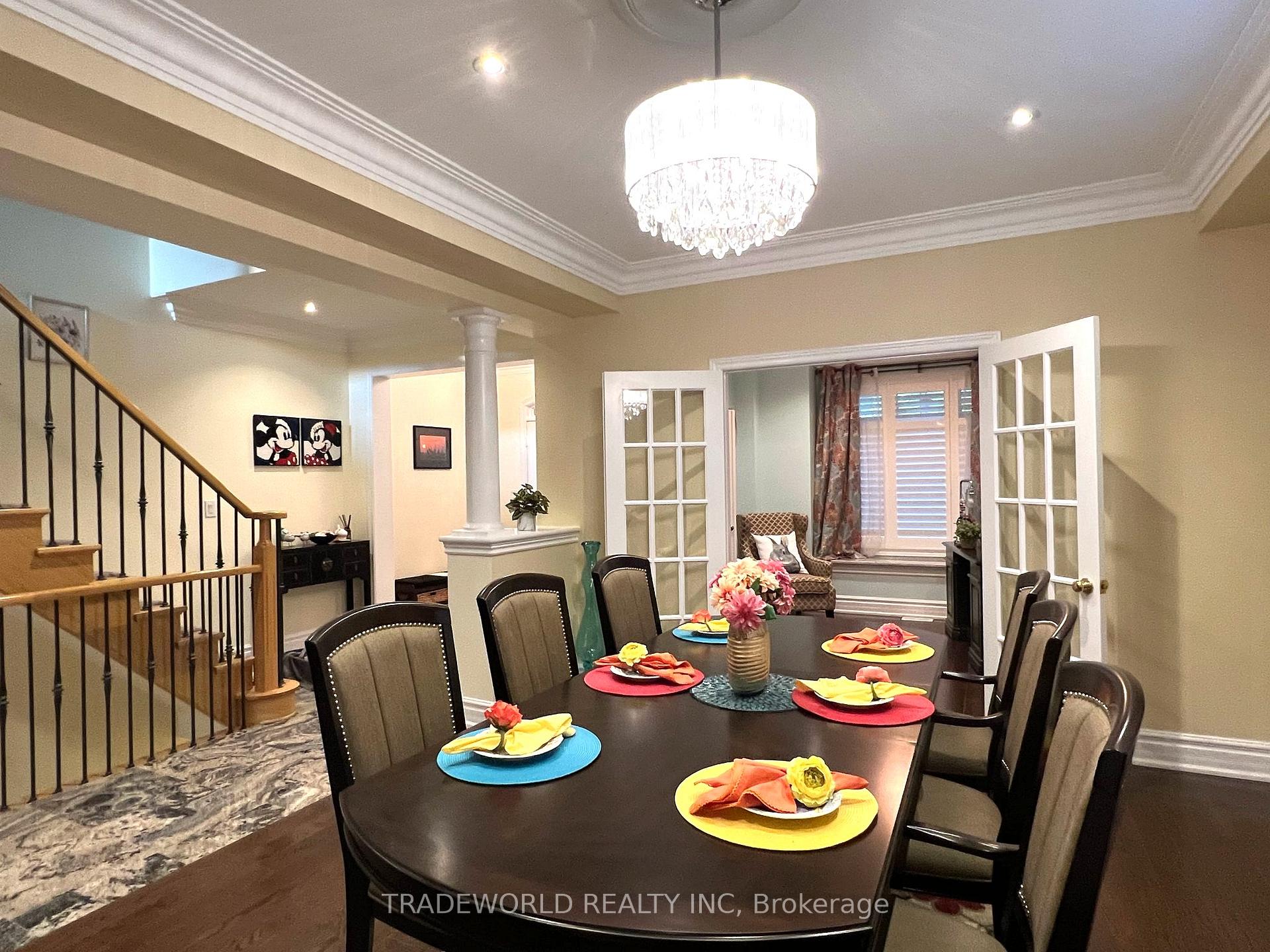 Photo 5 of 73 Glengordon Crescent, Markham, Devil's Elbow — HOMEH