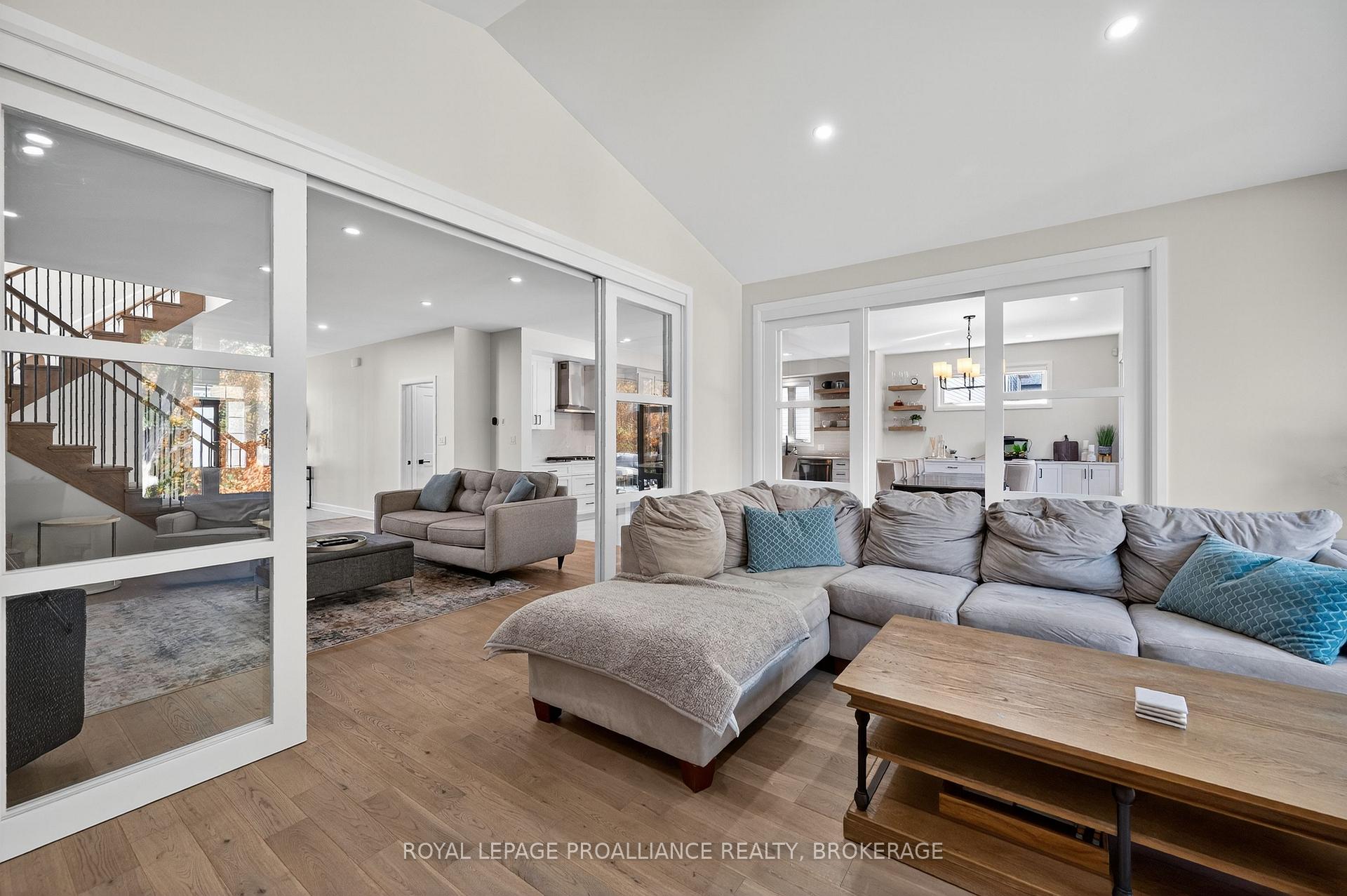Photo 9 of 756 Riverview Way, Kingston, Kingston East (Incl Barret Crt) — HOMEH