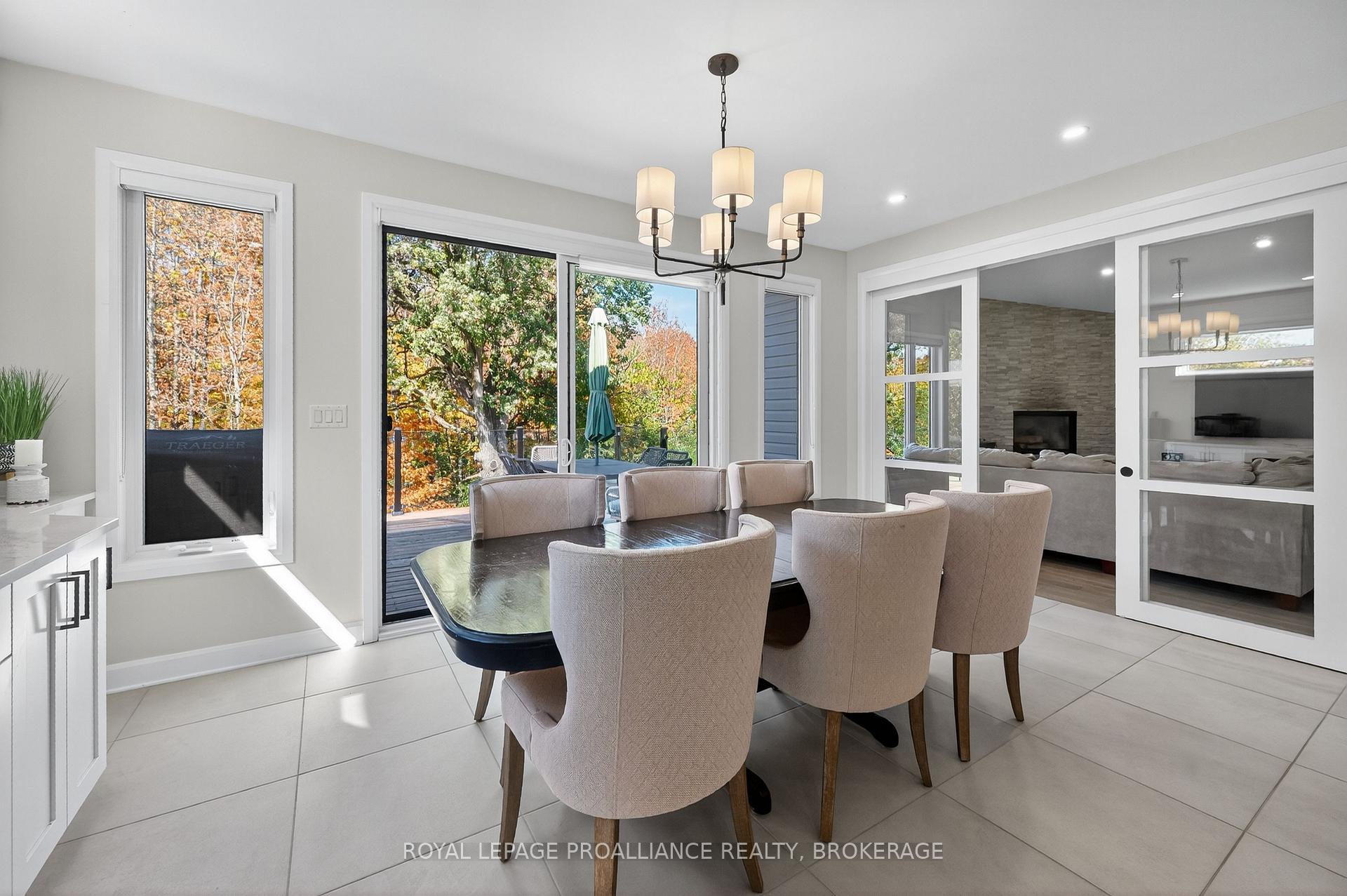 Photo 10 of 756 Riverview Way, Kingston, Kingston East (Incl Barret Crt) — HOMEH