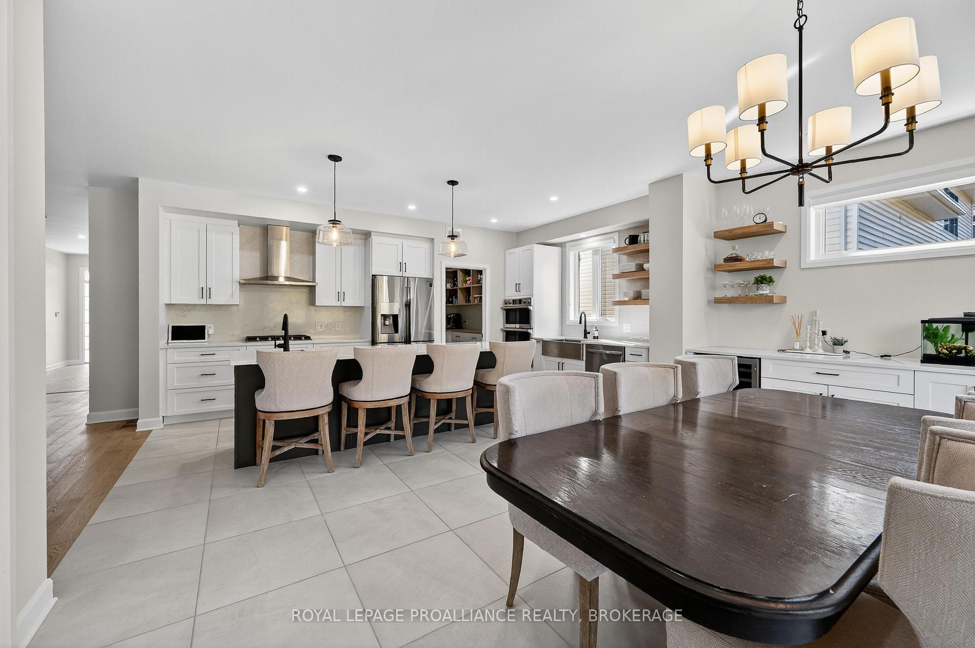 Photo 13 of 756 Riverview Way, Kingston, Kingston East (Incl Barret Crt) — HOMEH