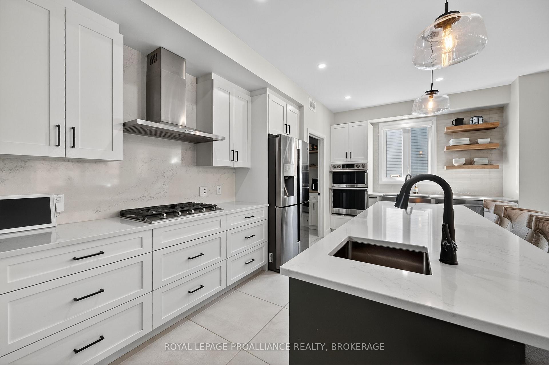 Photo 15 of 756 Riverview Way, Kingston, Kingston East (Incl Barret Crt) — HOMEH