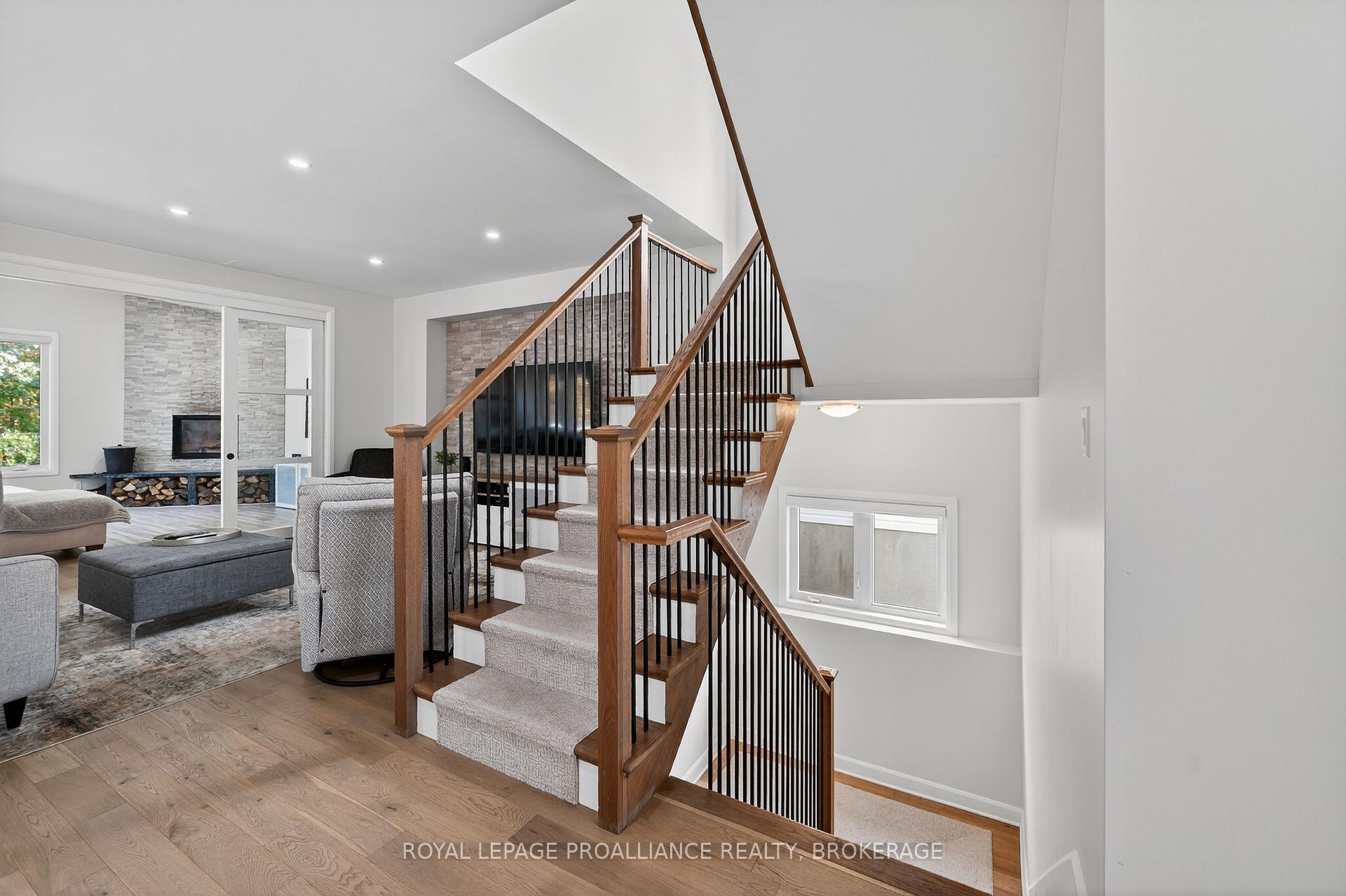 Photo 37 of 756 Riverview Way, Kingston, Kingston East (Incl Barret Crt) — HOMEH