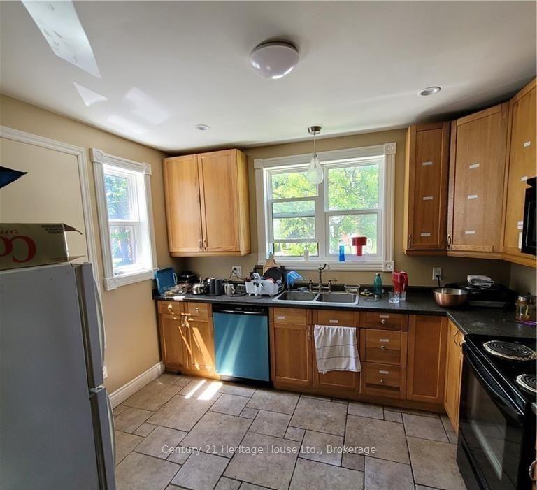 Photo 3 of 165 Margaret Avenue, Kitchener — HOMEH