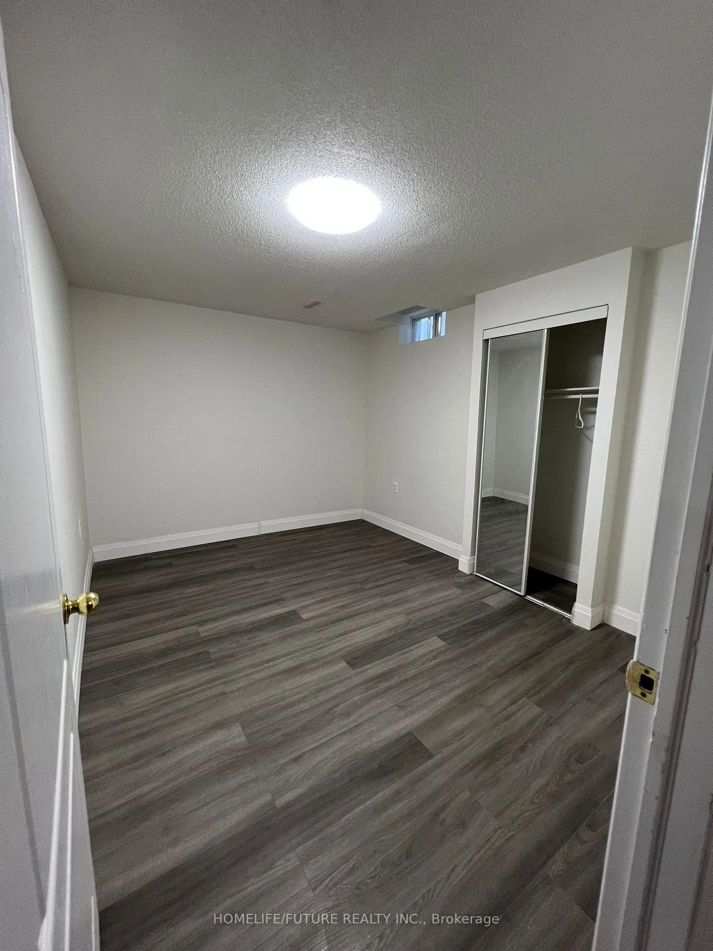 Photo 2 of Unit Bsmt, 650 Highglen Avenue, Markham, Middlefield — HOMEH