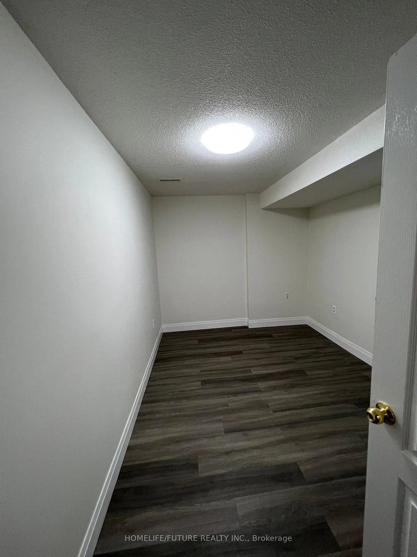 Photo 4 of Unit Bsmt, 650 Highglen Avenue, Markham, Middlefield — HOMEH