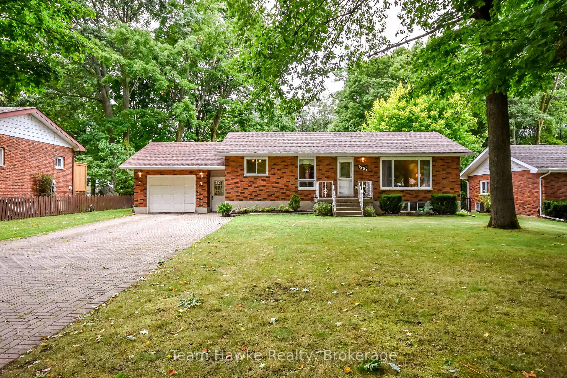 Photo 1 of 1262 Everton Road, Midland — HOMEH