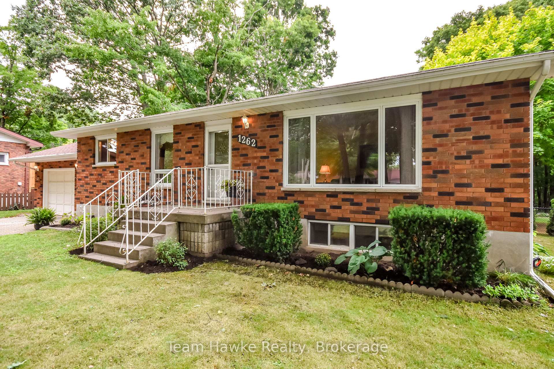 Photo 4 of 1262 Everton Road, Midland — HOMEH