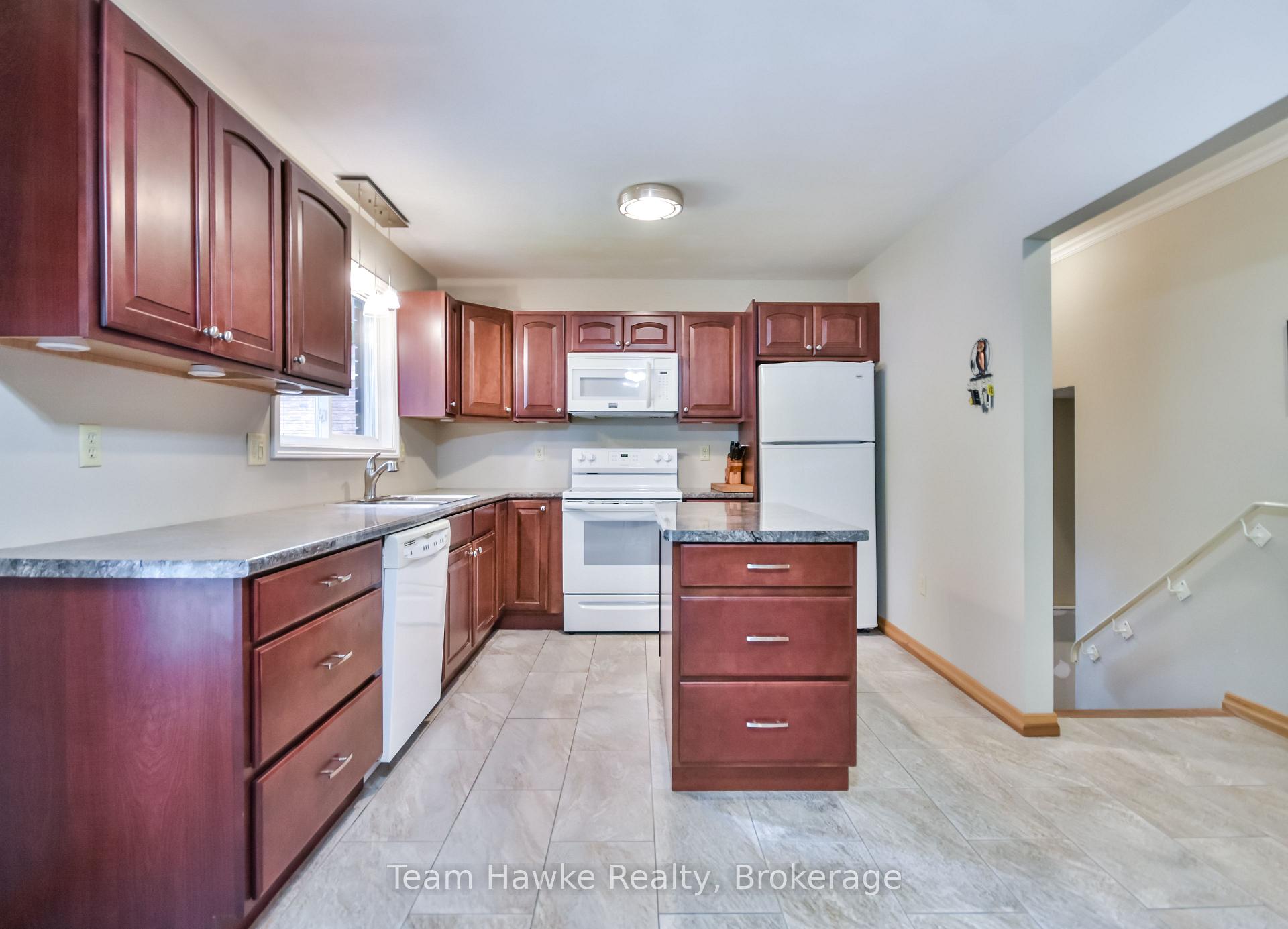 Photo 7 of 1262 Everton Road, Midland — HOMEH