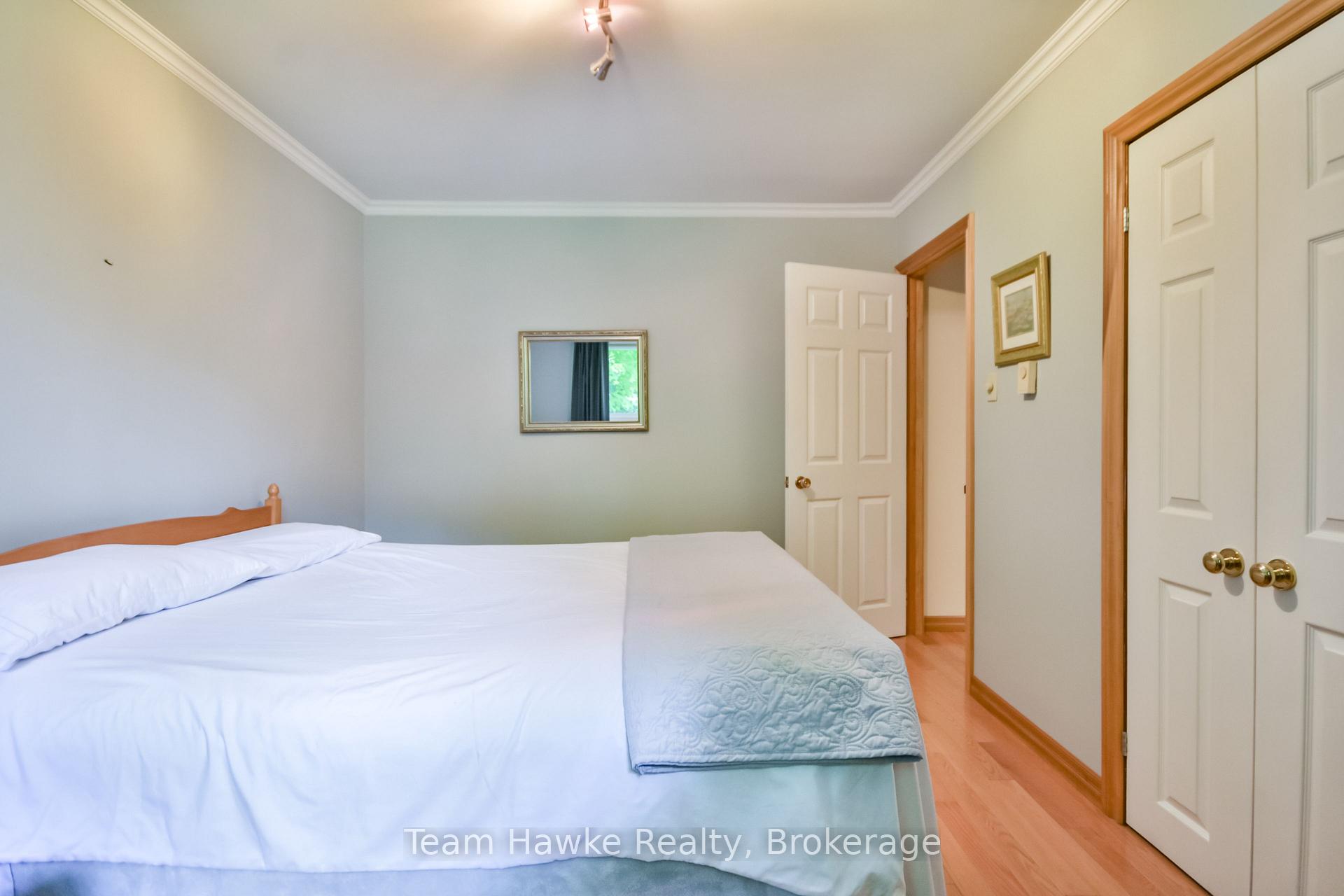 Photo 23 of 1262 Everton Road, Midland — HOMEH