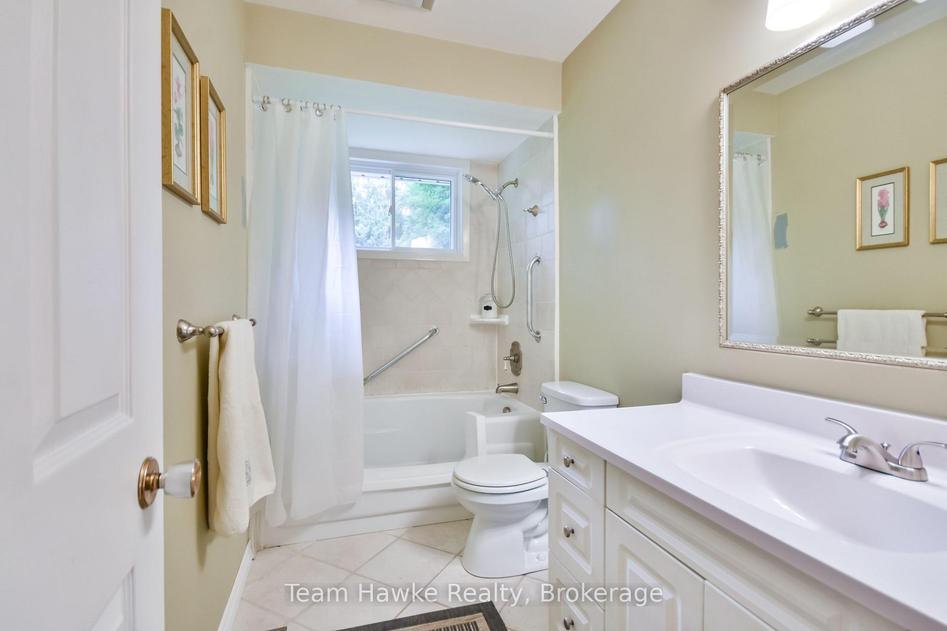 Photo 27 of 1262 Everton Road, Midland — HOMEH