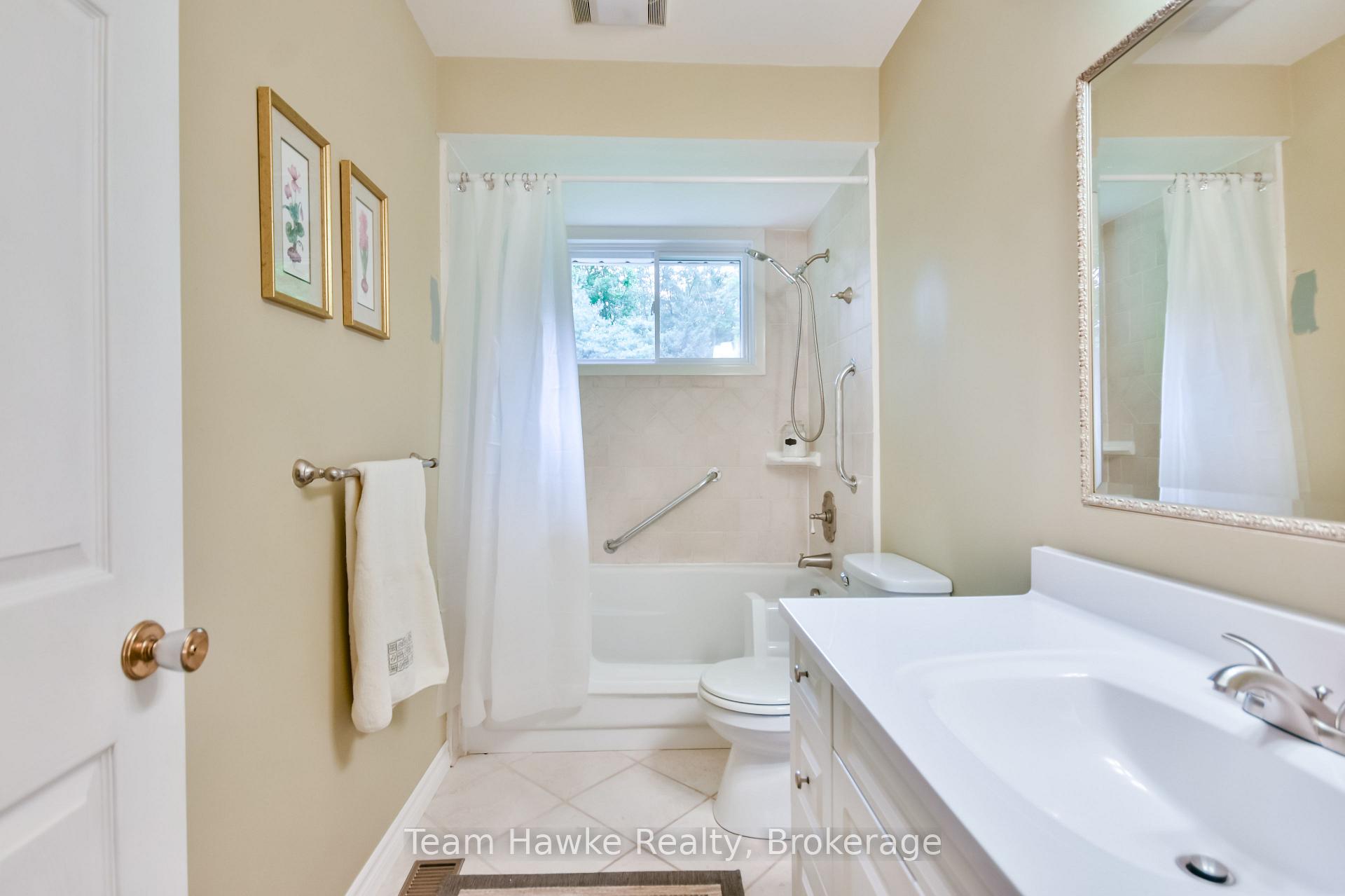 Photo 28 of 1262 Everton Road, Midland — HOMEH