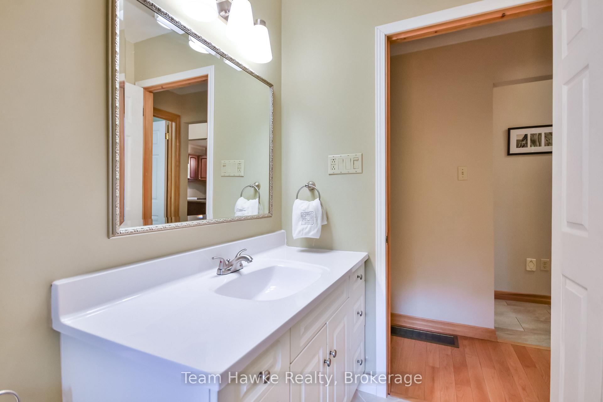 Photo 29 of 1262 Everton Road, Midland — HOMEH
