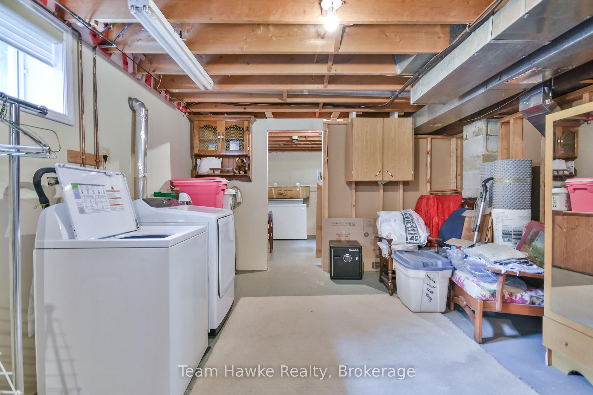 Photo 37 of 1262 Everton Road, Midland — HOMEH