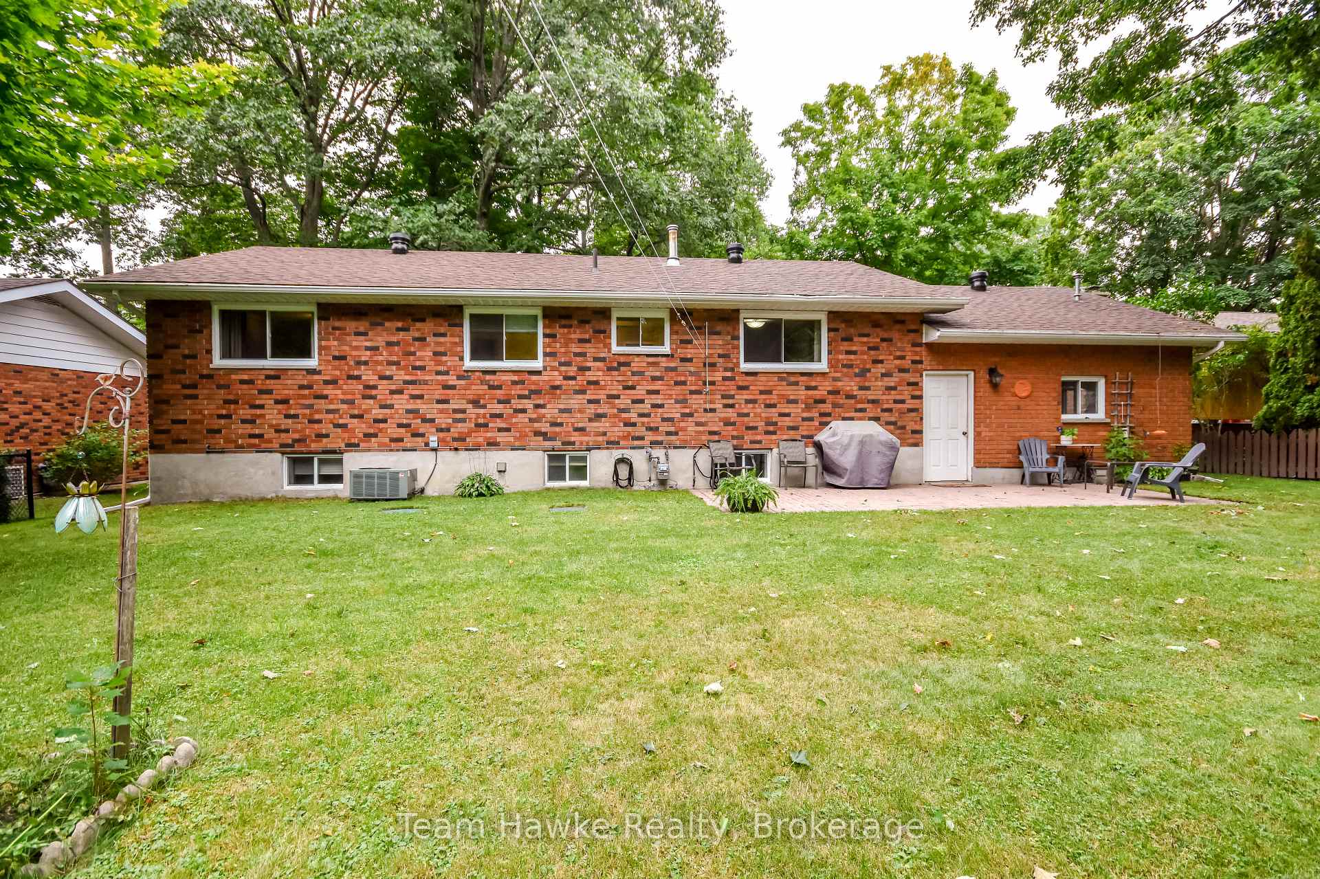 Photo 44 of 1262 Everton Road, Midland — HOMEH