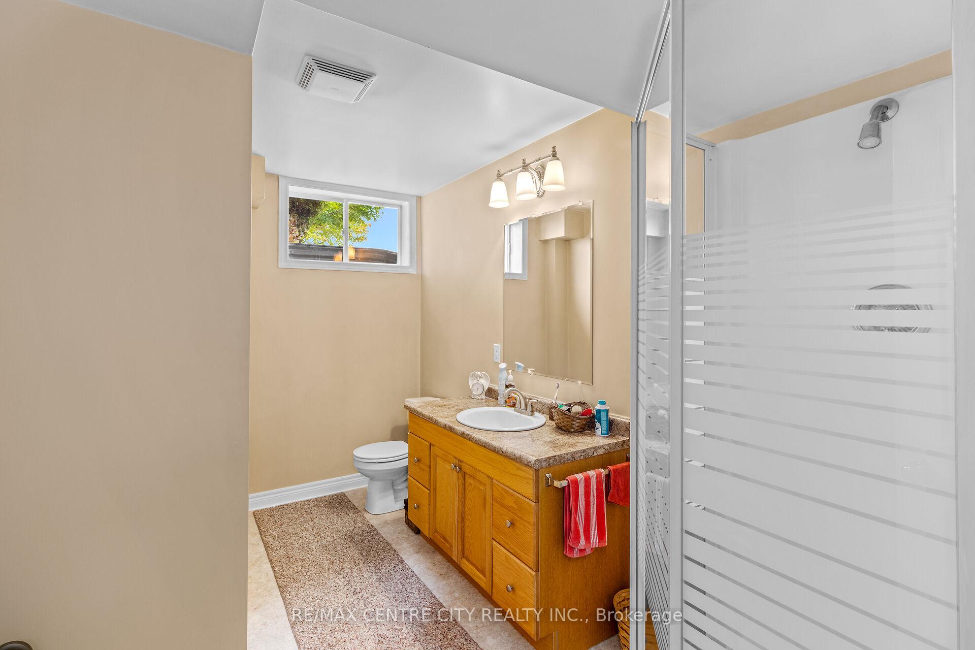 Photo 23 of 5481 Wellington 2 Road, Minto — HOMEH
