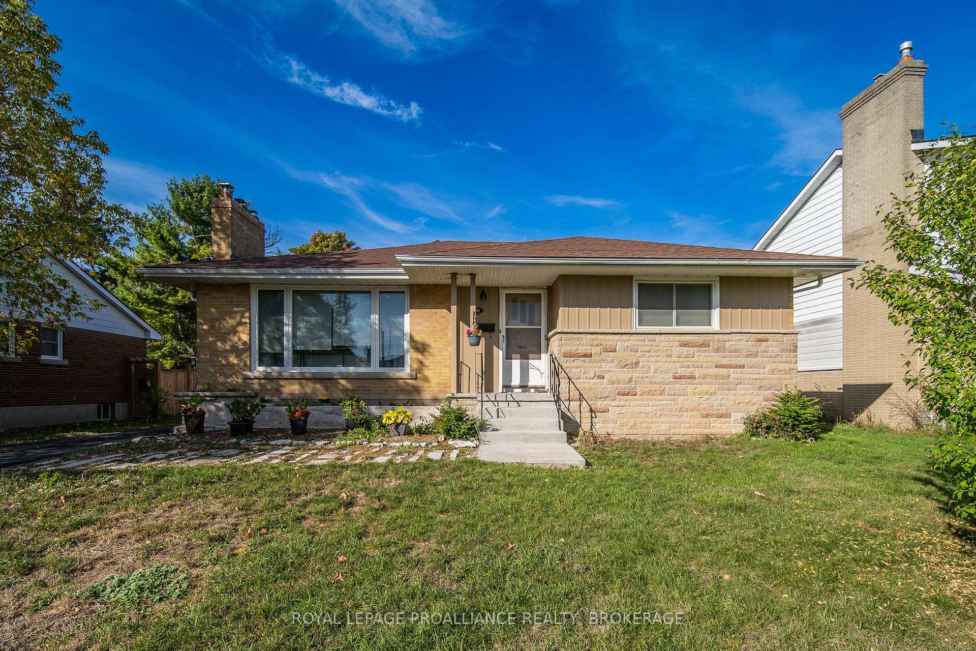 Photo 2 of 209 McMahon Avenue, Kingston, West of Sir John A. Blvd — HOMEH