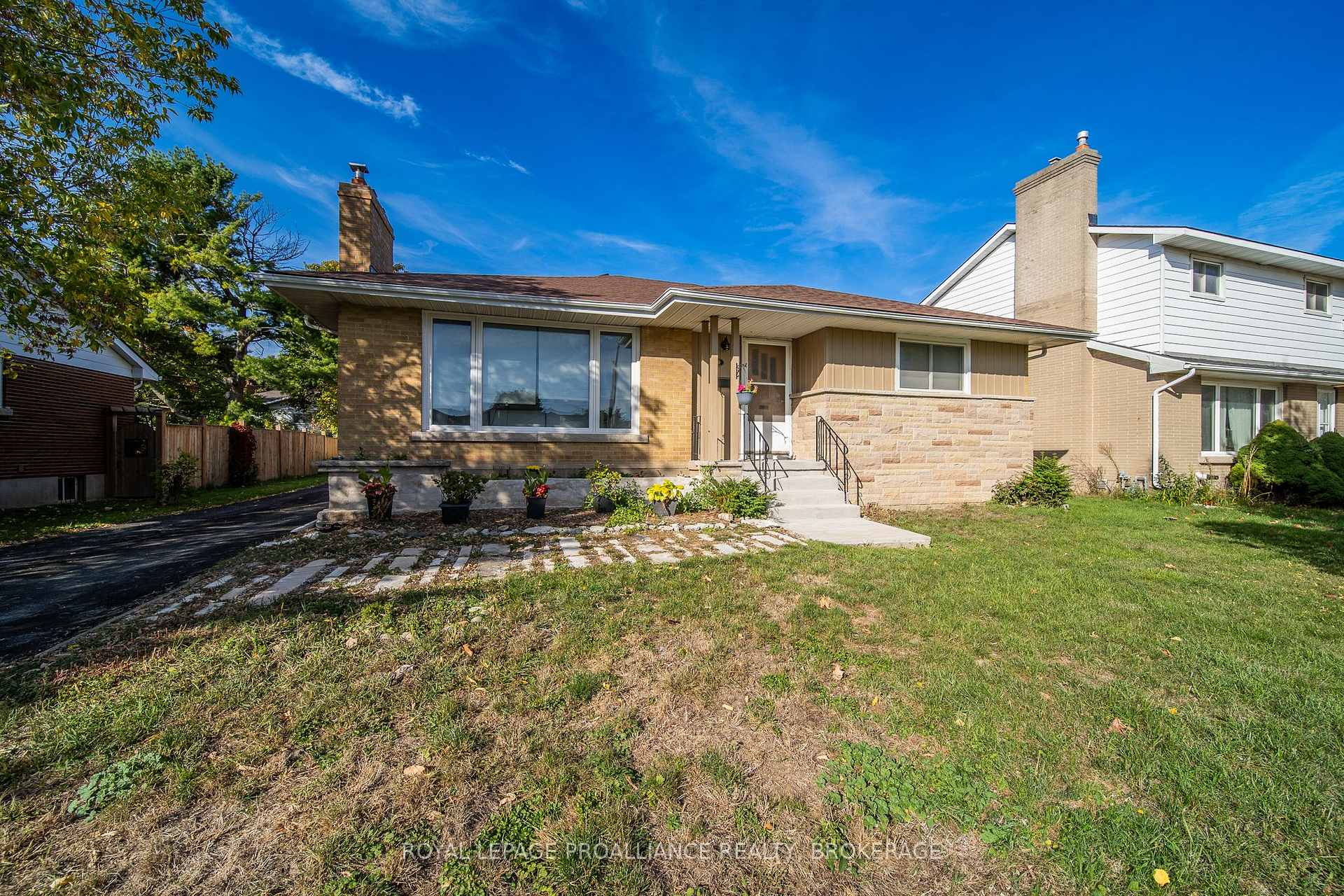 Photo 3 of 209 McMahon Avenue, Kingston, West of Sir John A. Blvd — HOMEH