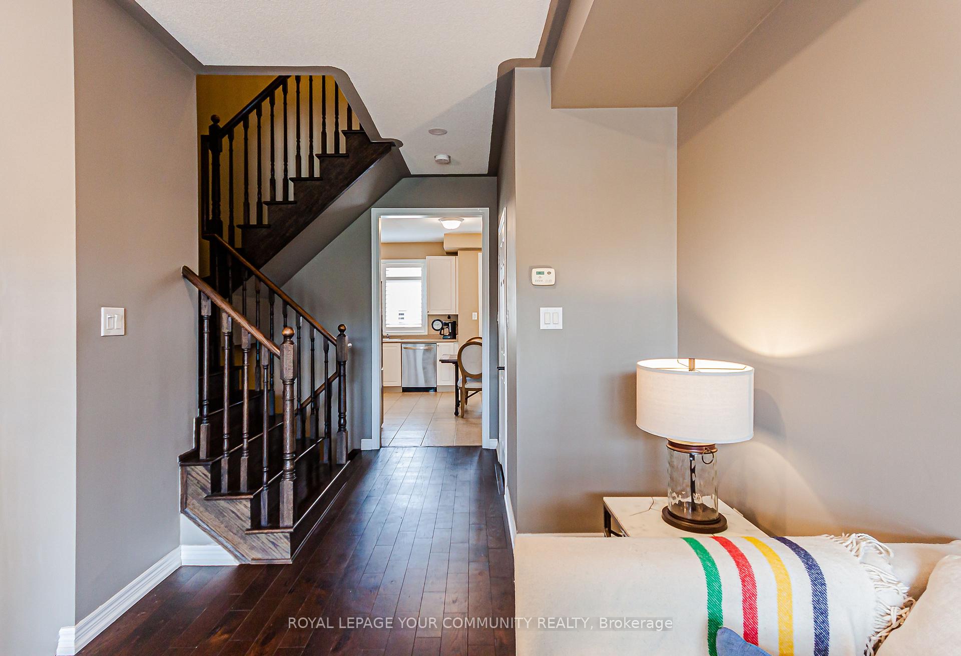 Photo 8 of 37 Gadani Drive, Markham, Greensborough — HOMEH