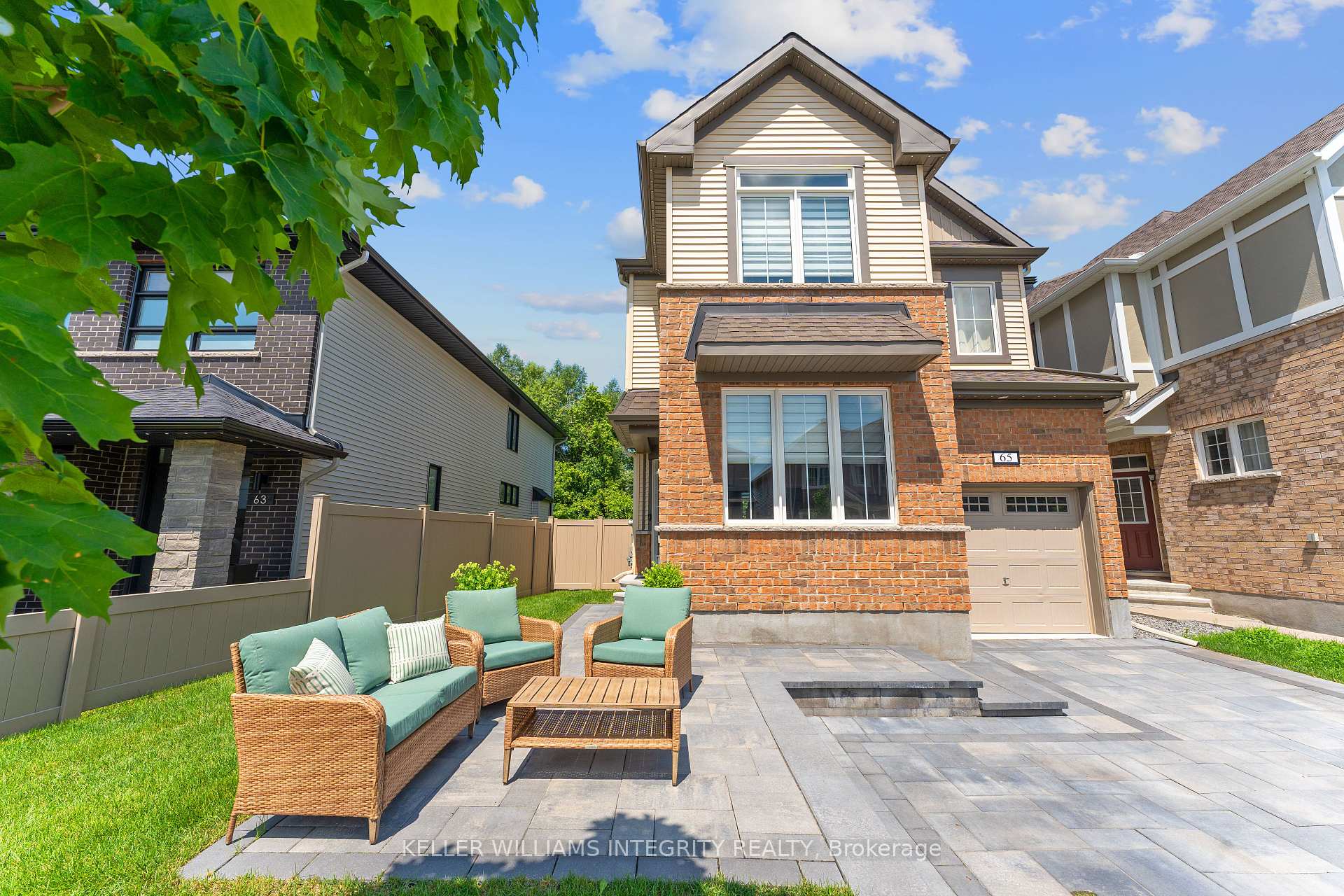 Photo 2 of 65 Baldcypress Way, Ottawa, Kanata - Emerald Meadows/Trailwest — HOMEH