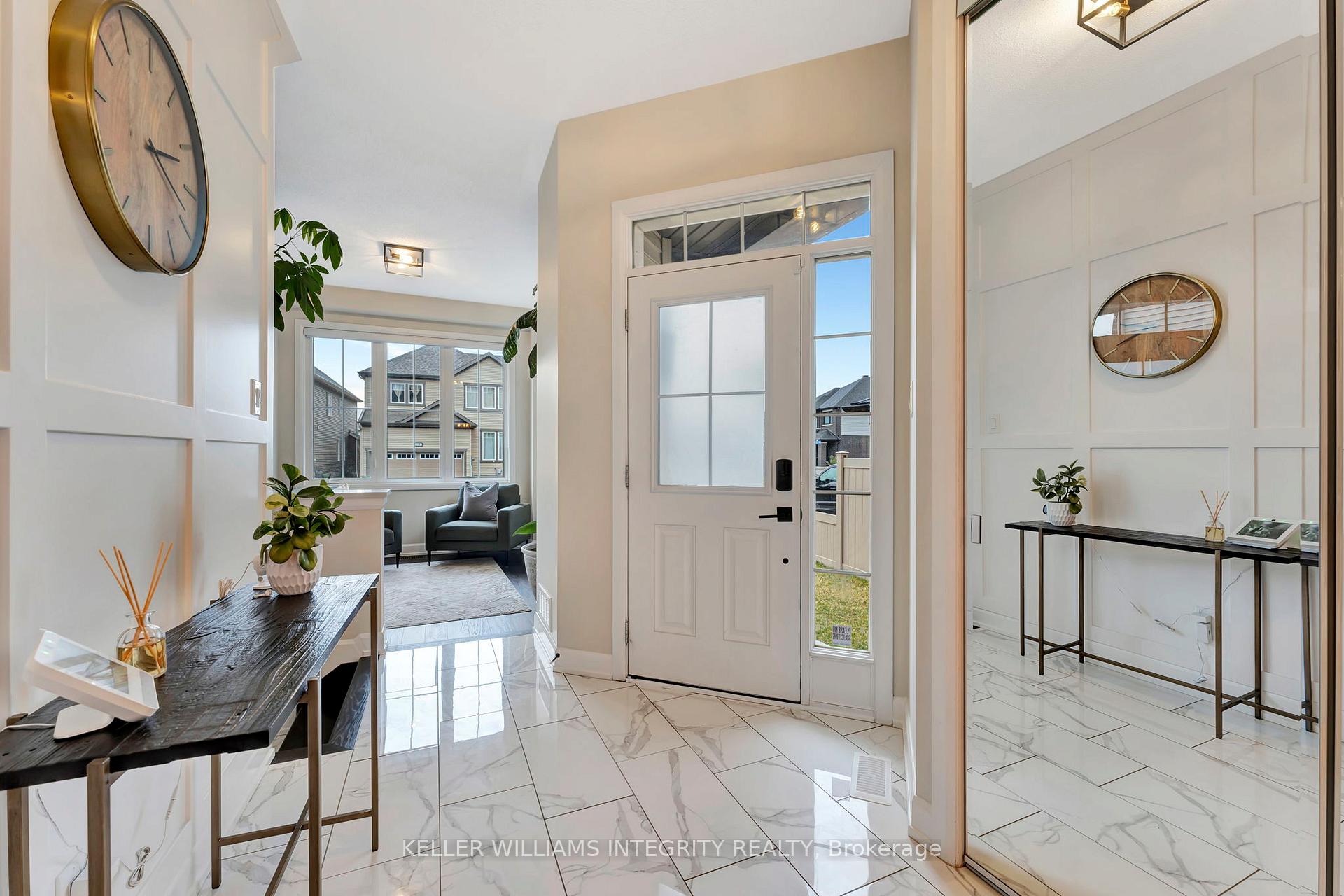 Photo 5 of 65 Baldcypress Way, Ottawa, Kanata - Emerald Meadows/Trailwest — HOMEH