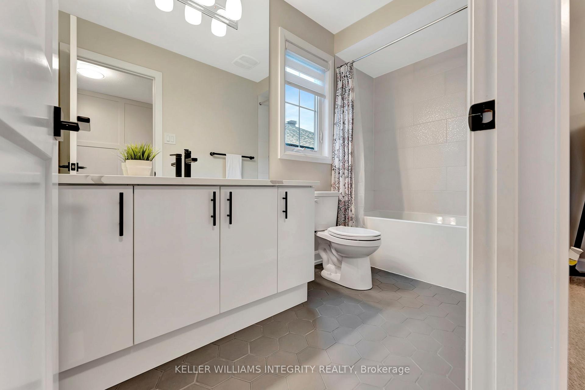 Photo 38 of 65 Baldcypress Way, Ottawa, Kanata - Emerald Meadows/Trailwest — HOMEH