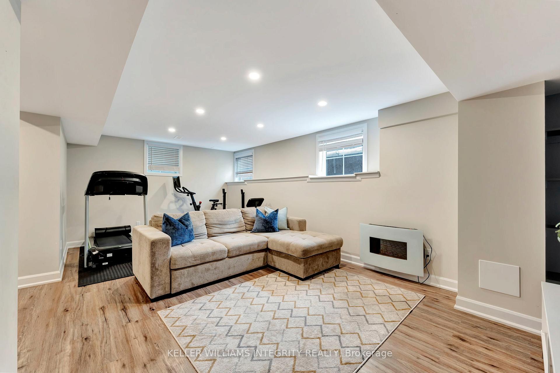 Photo 41 of 65 Baldcypress Way, Ottawa, Kanata - Emerald Meadows/Trailwest — HOMEH