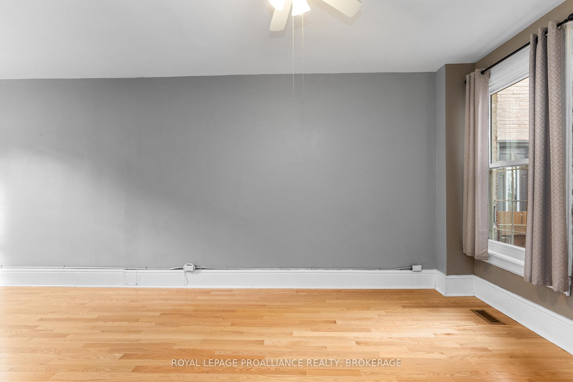 Photo 5 of 153 Montreal Street, Kingston, East of Sir John A. Blvd — HOMEH