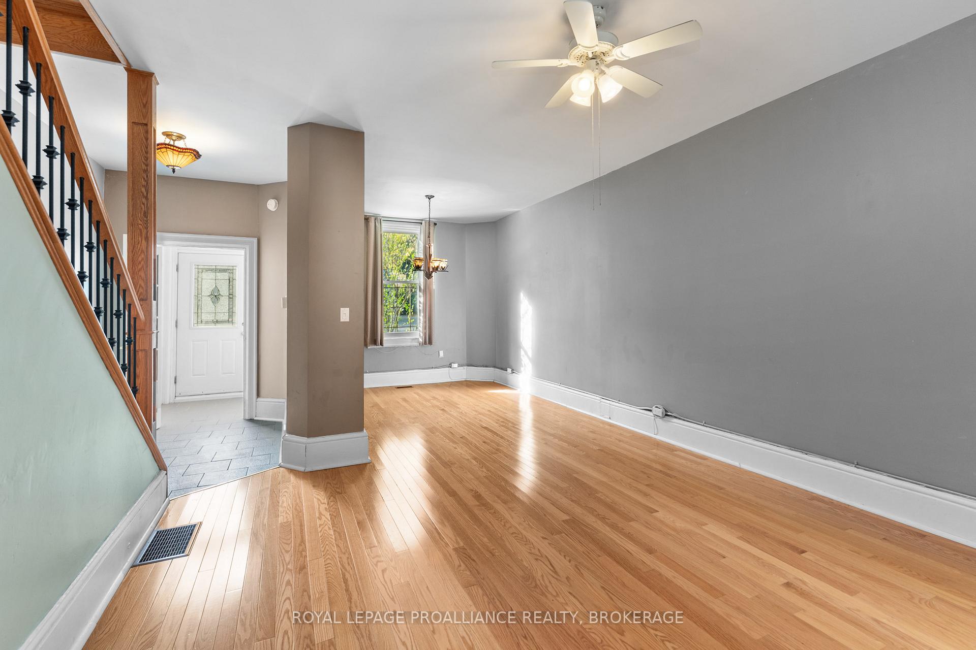 Photo 11 of 153 Montreal Street, Kingston, East of Sir John A. Blvd — HOMEH