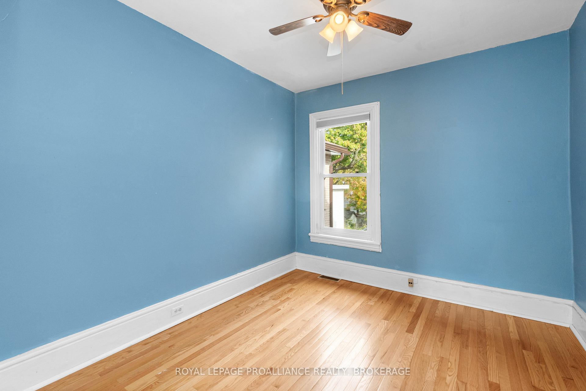 Photo 27 of 153 Montreal Street, Kingston, East of Sir John A. Blvd — HOMEH