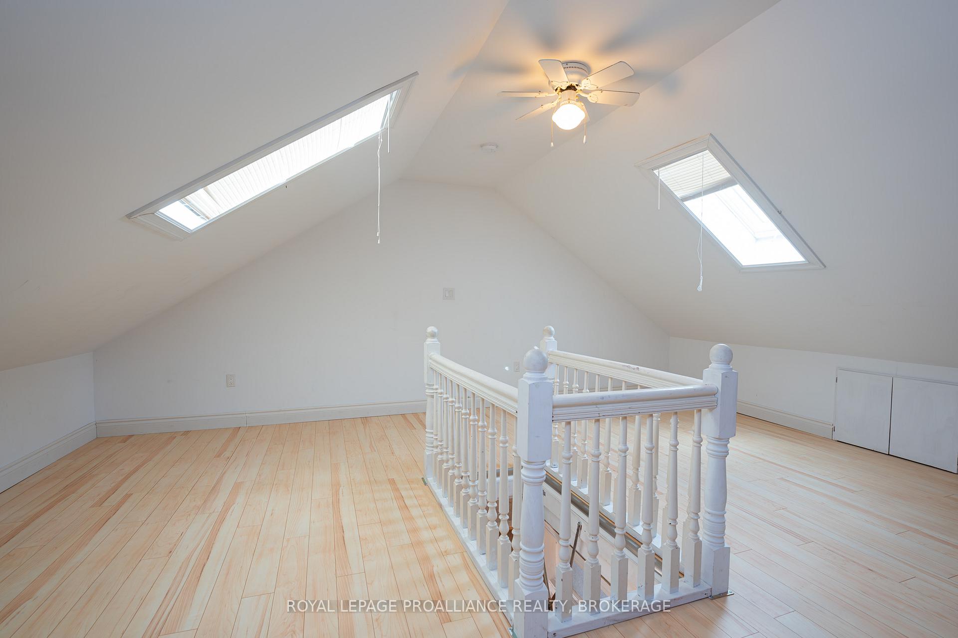 Photo 33 of 153 Montreal Street, Kingston, East of Sir John A. Blvd — HOMEH