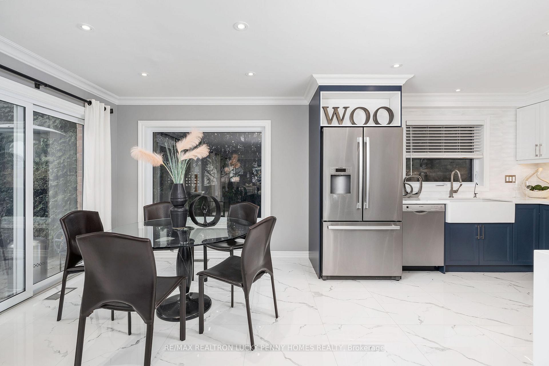 Photo 15 of 124 Aitken Circle, Markham, Unionville — HOMEH
