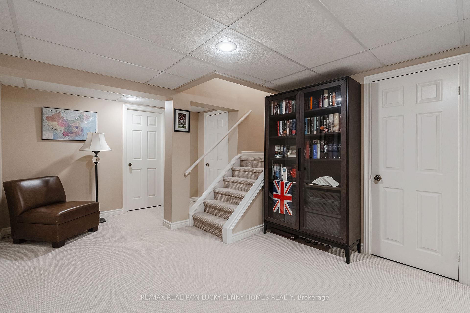 Photo 31 of 124 Aitken Circle, Markham, Unionville — HOMEH