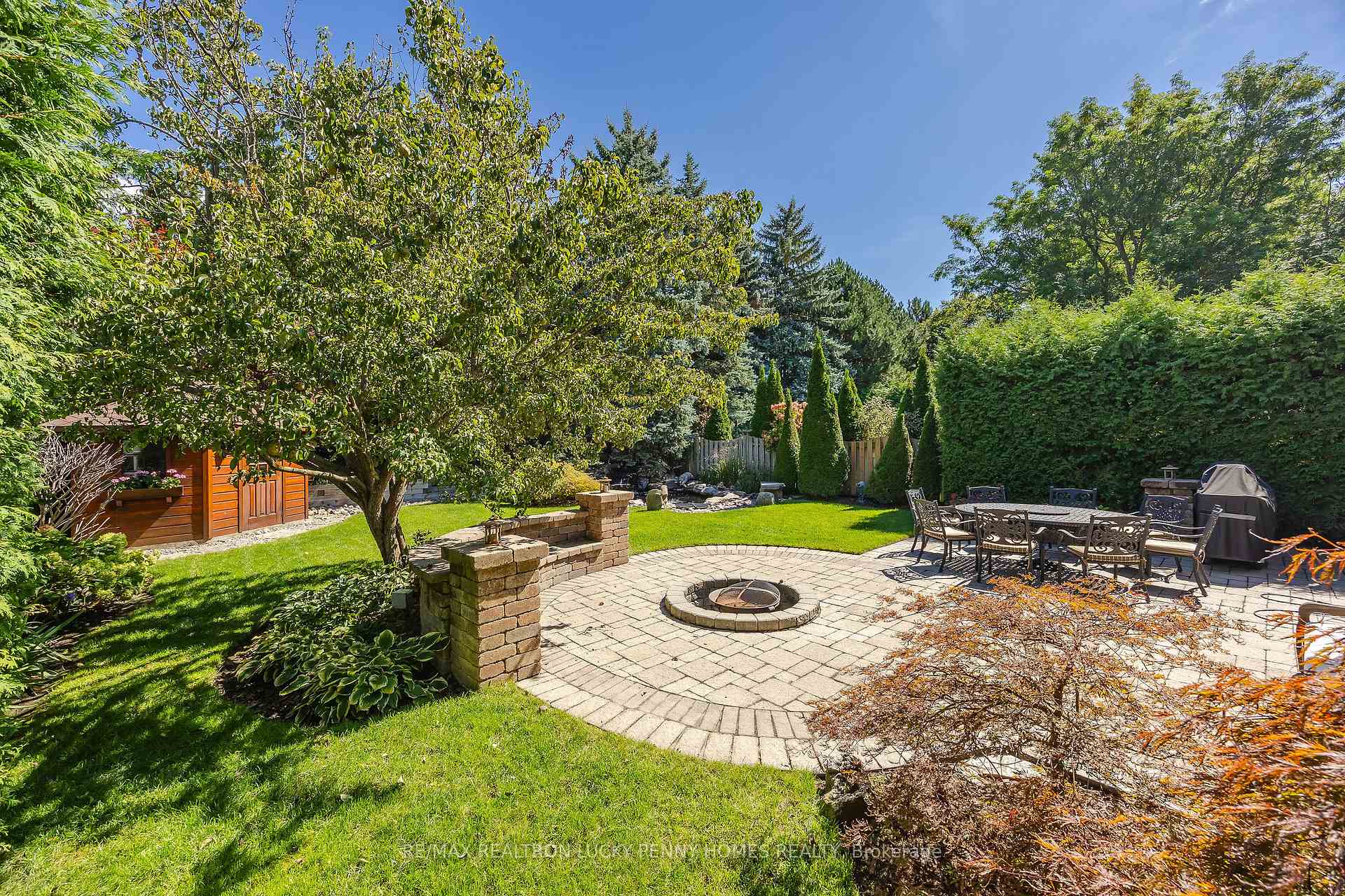 Photo 36 of 124 Aitken Circle, Markham, Unionville — HOMEH
