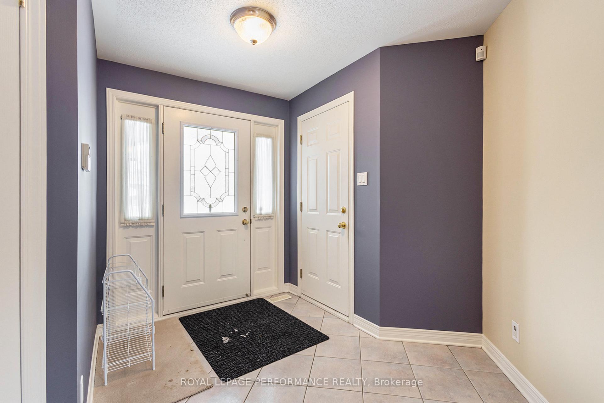 Photo 5 of 45 Coulson Court, Ottawa, Kanata - Kanata Lakes/Heritage Hills — HOMEH