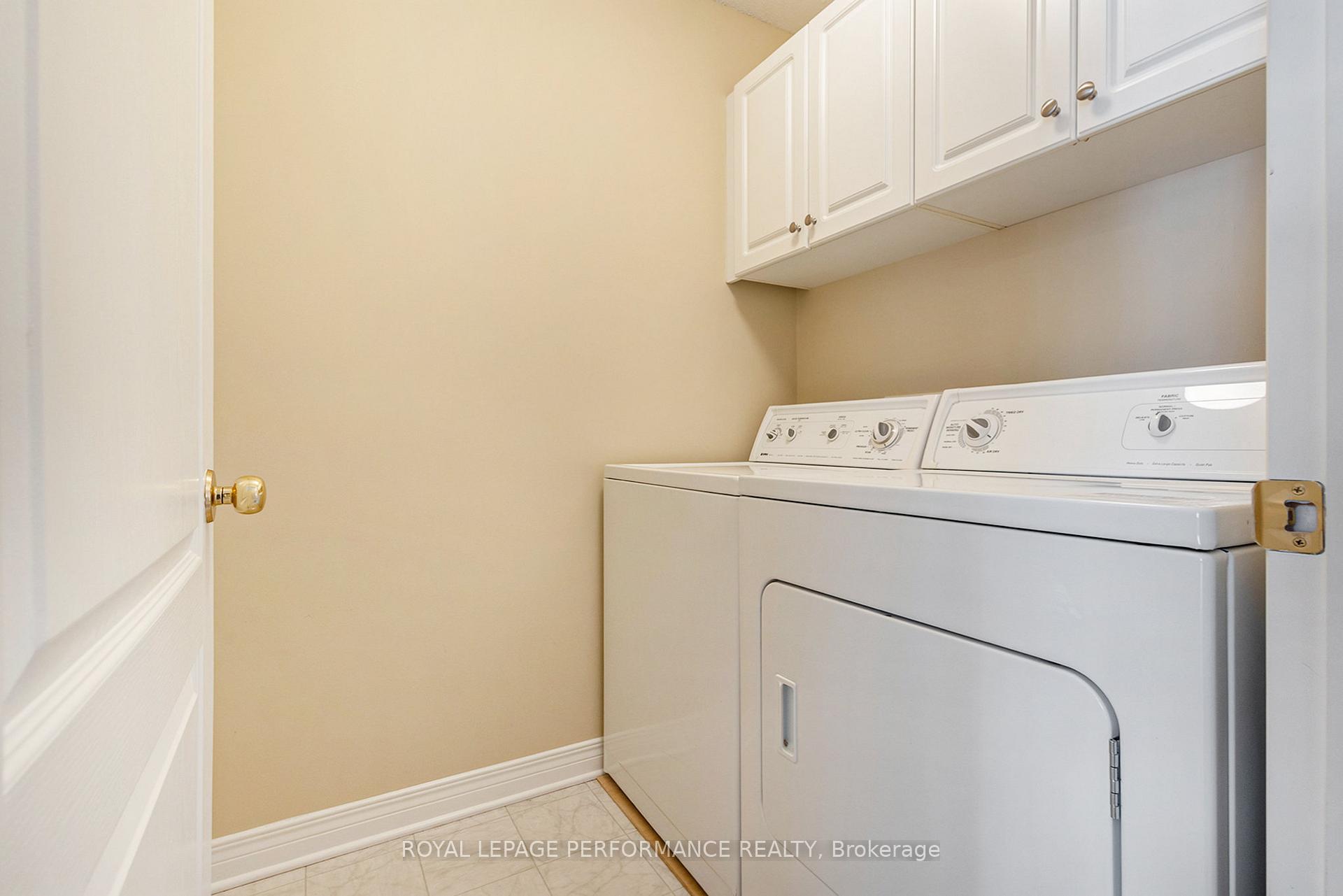 Photo 18 of 45 Coulson Court, Ottawa, Kanata - Kanata Lakes/Heritage Hills — HOMEH
