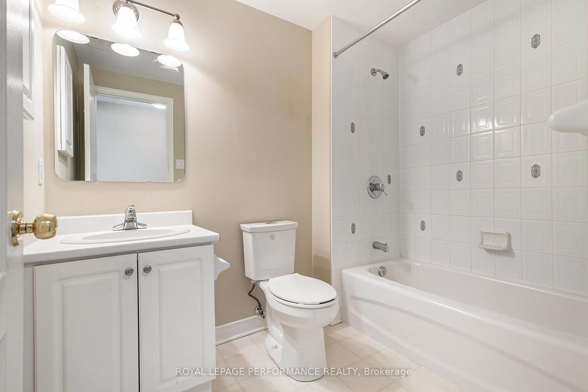 Photo 23 of 45 Coulson Court, Ottawa, Kanata - Kanata Lakes/Heritage Hills — HOMEH