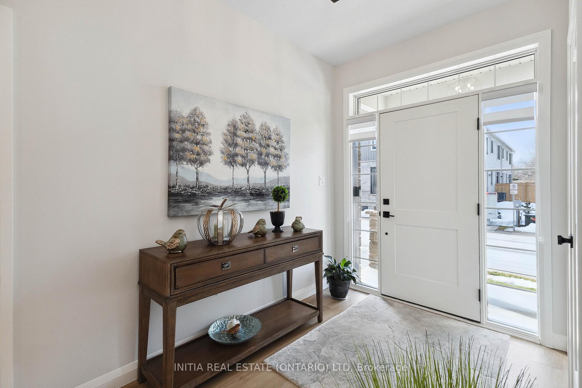 Photo 7 of Unit 110, 93 Stonefield Lane, Middlesex Centre, Ilderton — HOMEH