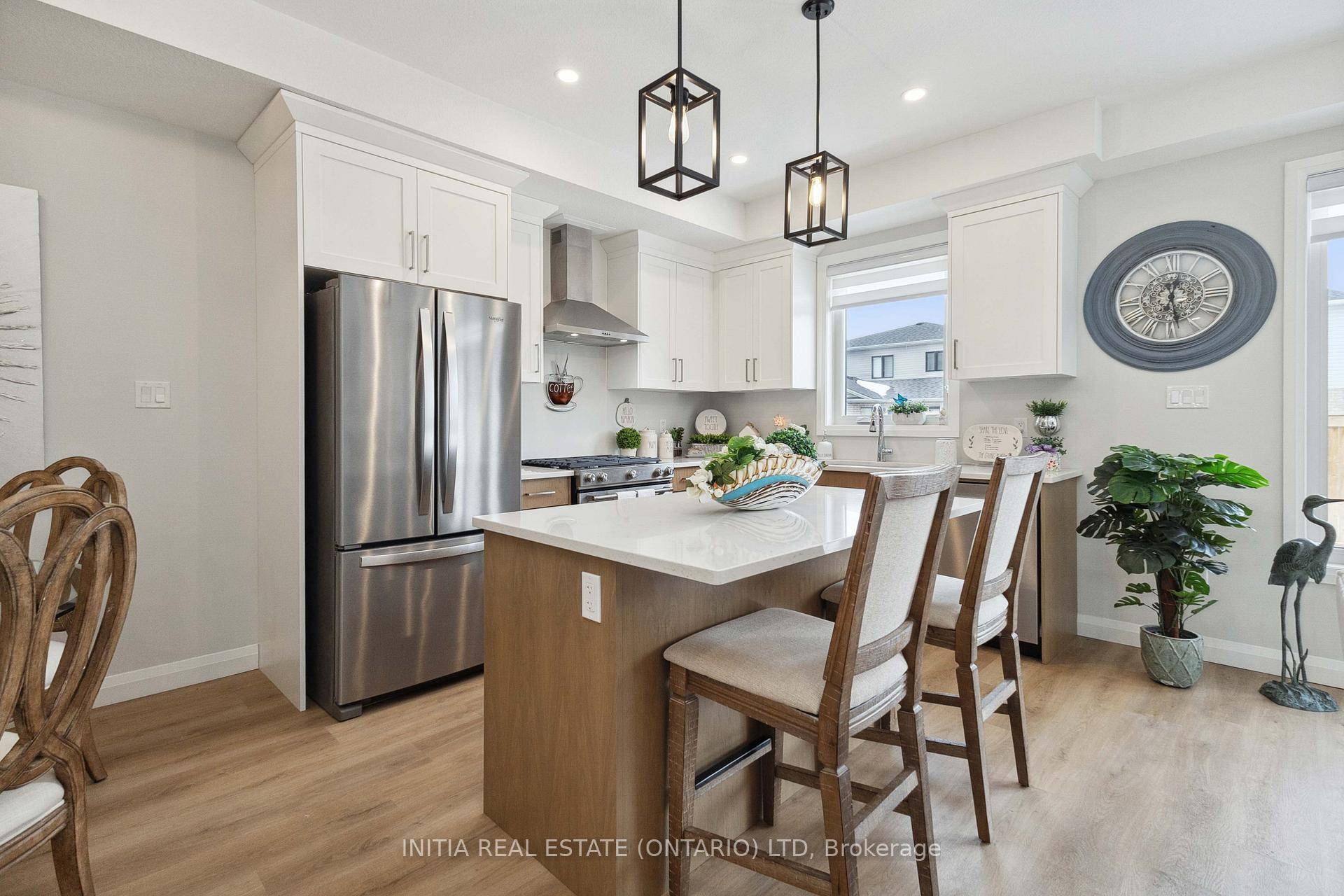 Photo 14 of Unit 110, 93 Stonefield Lane, Middlesex Centre, Ilderton — HOMEH