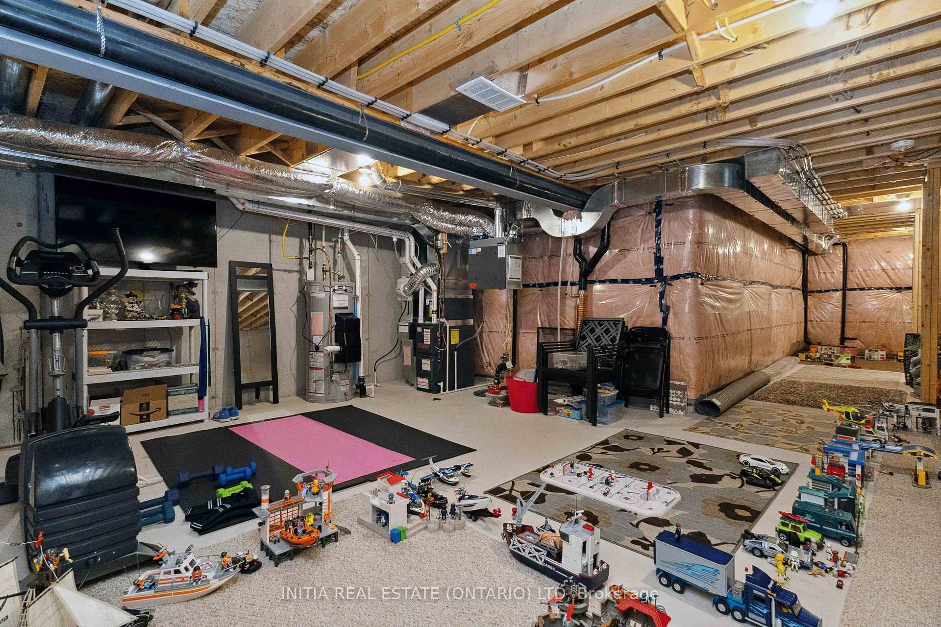Photo 42 of Unit 110, 93 Stonefield Lane, Middlesex Centre, Ilderton — HOMEH