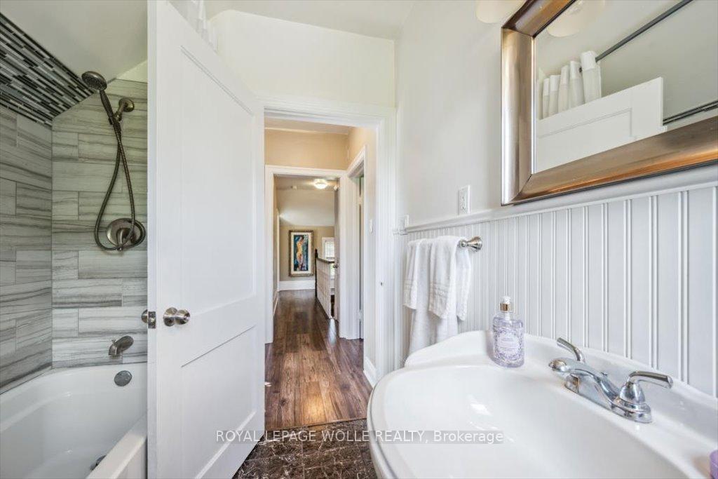 Photo 29 of 110 Wilhelm Street, Kitchener, Mount Hope Huron Park — HOMEH