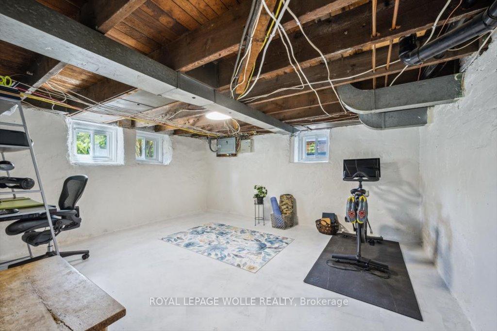 Photo 31 of 110 Wilhelm Street, Kitchener, Mount Hope Huron Park — HOMEH