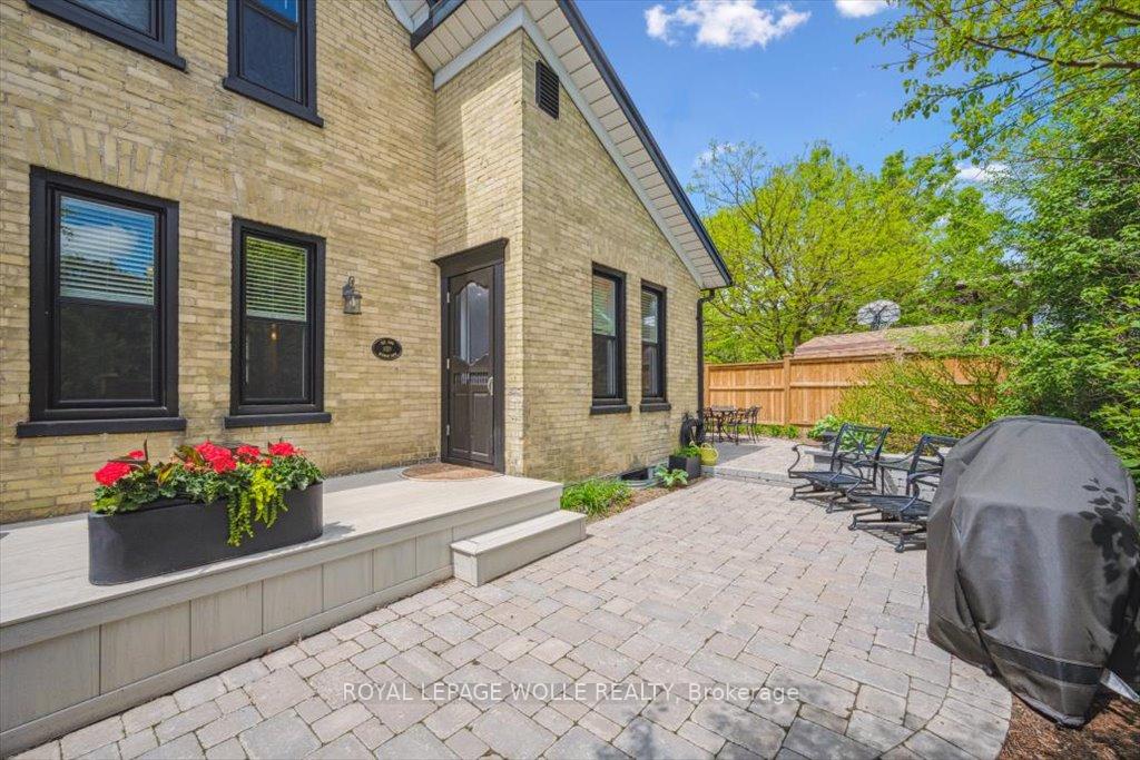 Photo 37 of 110 Wilhelm Street, Kitchener, Mount Hope Huron Park — HOMEH