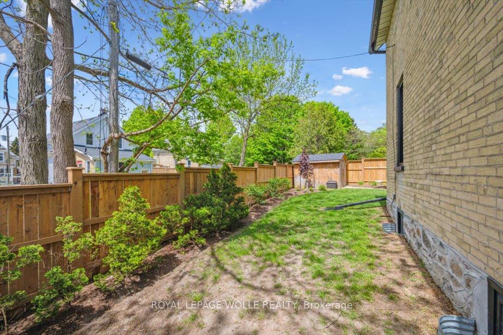 Photo 43 of 110 Wilhelm Street, Kitchener, Mount Hope Huron Park — HOMEH
